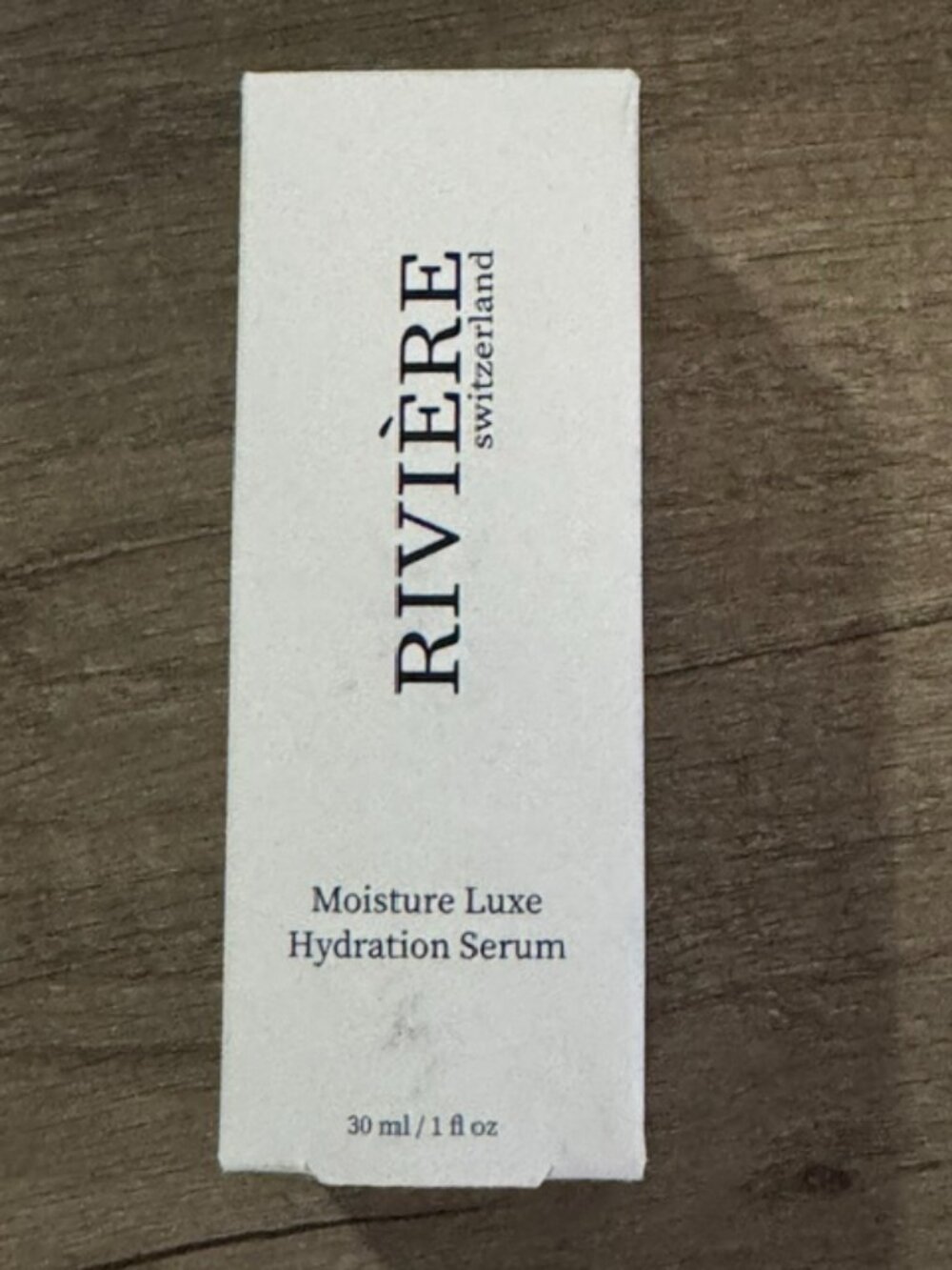 Riviere Moisture Luxe Hydration Serum — Smooth, Revitalize, Glow - 30 ml - Picture 3 of 6